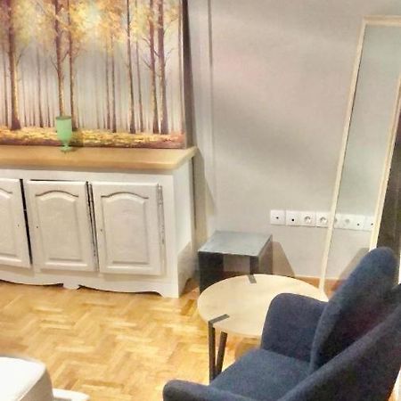 Economy Shared Apartment E In Central أثينا المظهر الخارجي الصورة