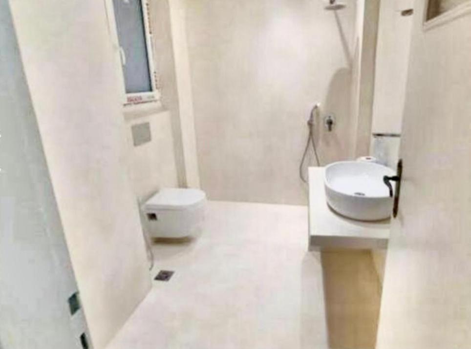 Economy Shared Apartment E In Central أثينا المظهر الخارجي الصورة
